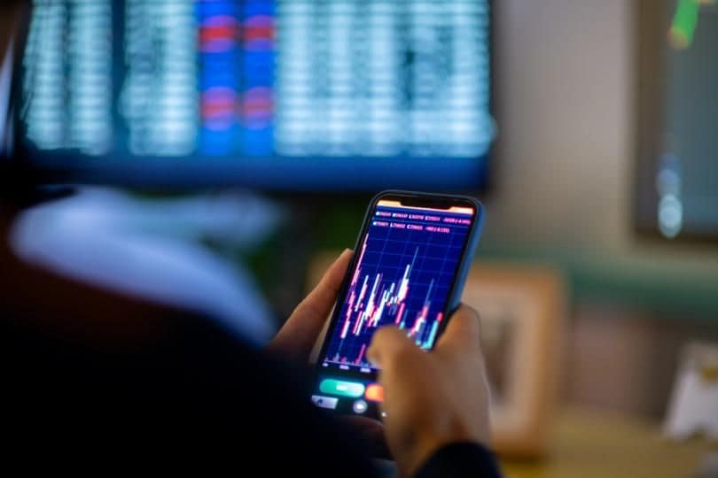 Аналитик Standard Chartered объявил о начале «крипто-весны» после разворота ключевых сигналов биткоина