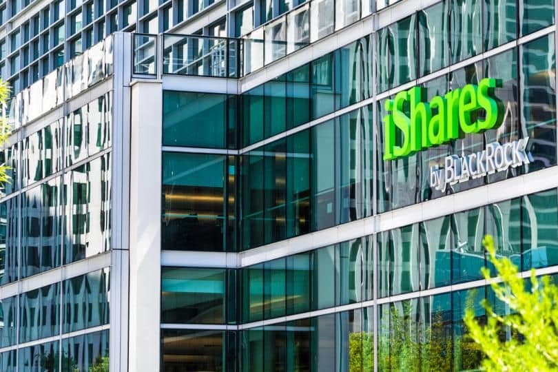 BlackRock запустил Bitcoin Income ETF: доходность от крипты без продажи позиции