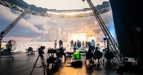 Сбер запустил SberStudios — студию виртуального производства на «Мосфильме»