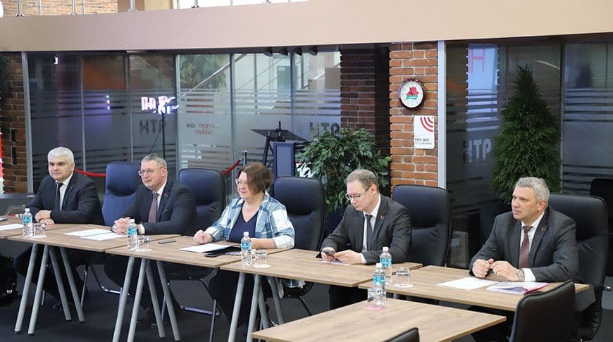 ПВТ встретился с российскими IT-ассоциациями: виртуальные активы и образование в фокусе