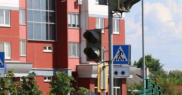Брест запускает ИИ-светофор: нейросеть будет управлять потоком машин в реальном времени