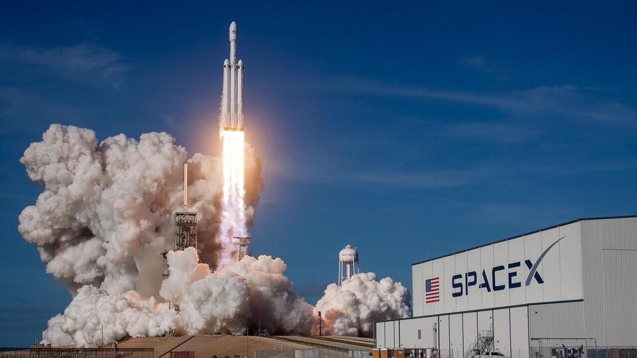 SpaceX подала заявку на IPO: до $80 млрд привлечений и триллион для Маска