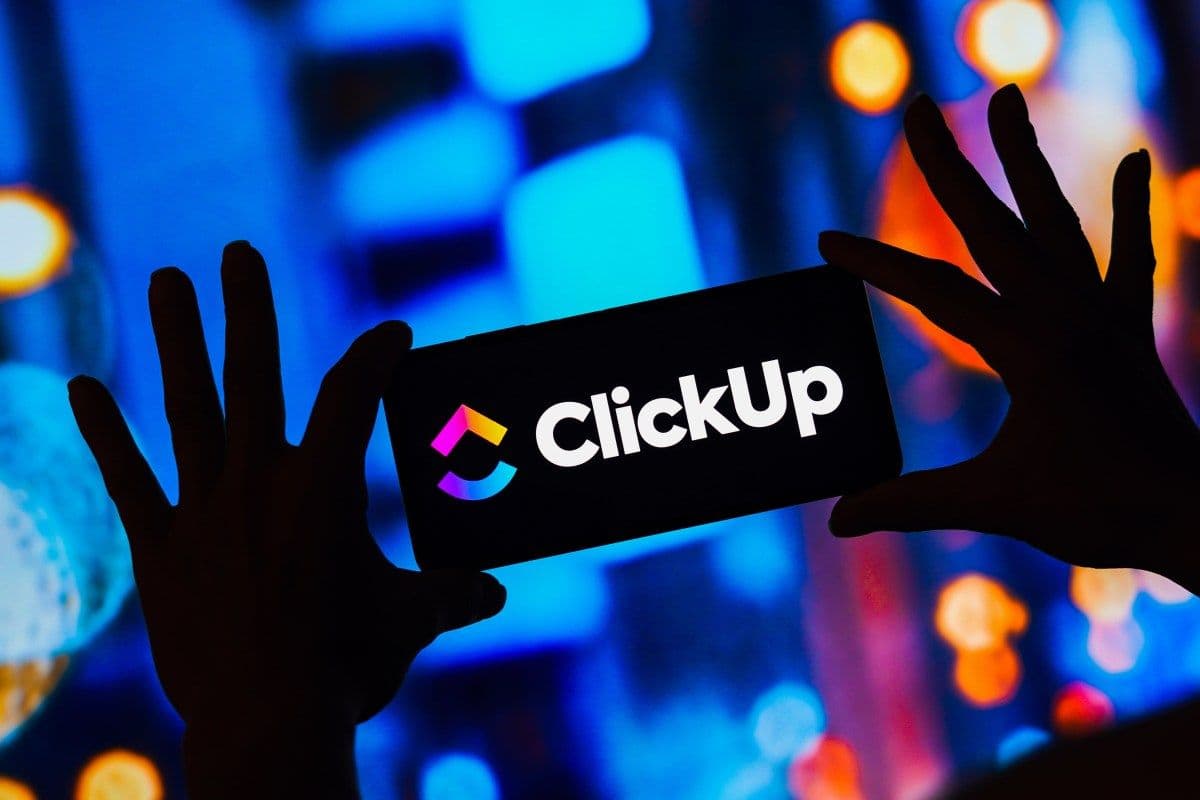 ClickUp уволил 22% сотрудников и пообещал зарплаты в миллион долларов тем, кто останется