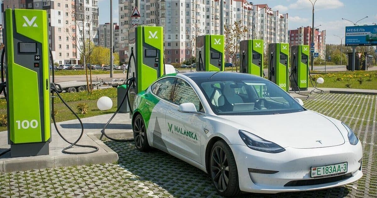 Маланка откажется от медленных зарядок к 2029 году и сделает ставку на быстрые комплексы