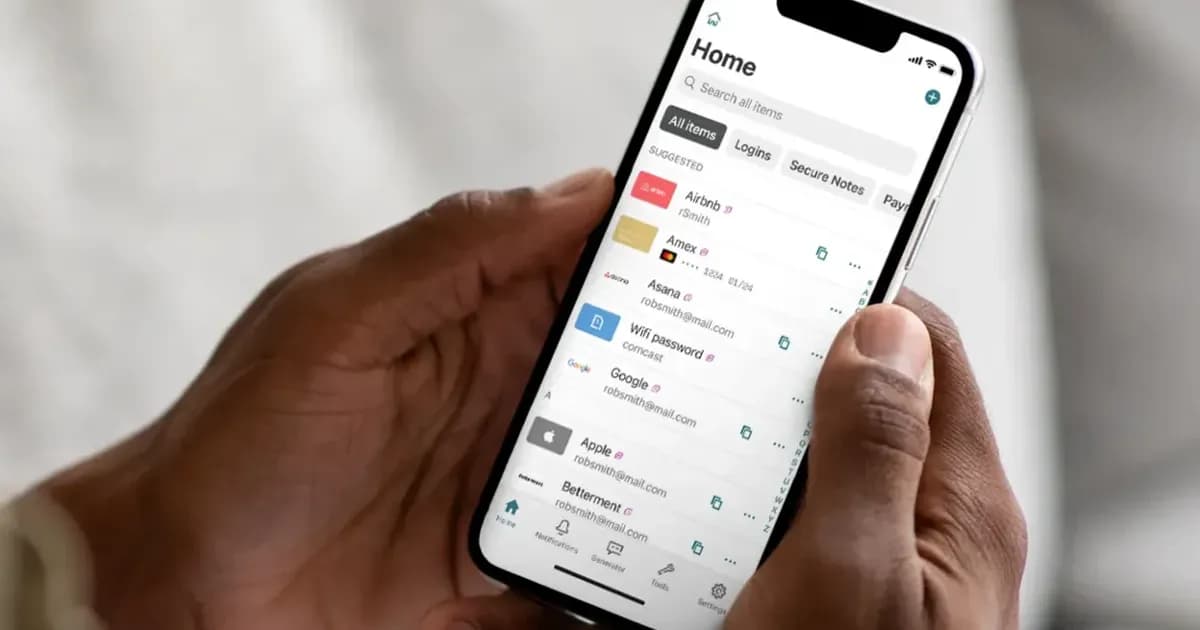 Dashlane сообщила о краже 20 зашифрованных хранилищ паролей — и запутала всех