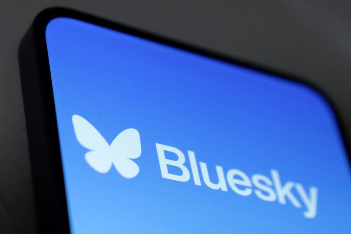 Bluesky пережила массированную DDoS-атаку, но данные пользователей в безопасности