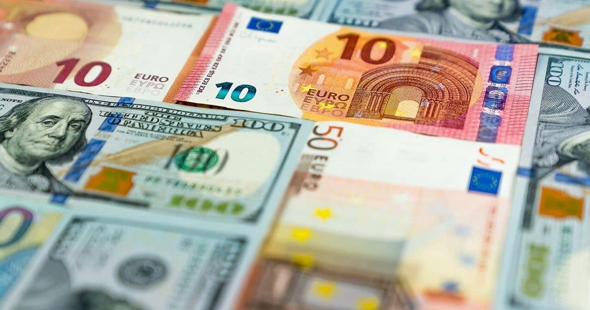 Белорусы продали валюты на $228 млн больше, чем купили: итоги апреля 2026