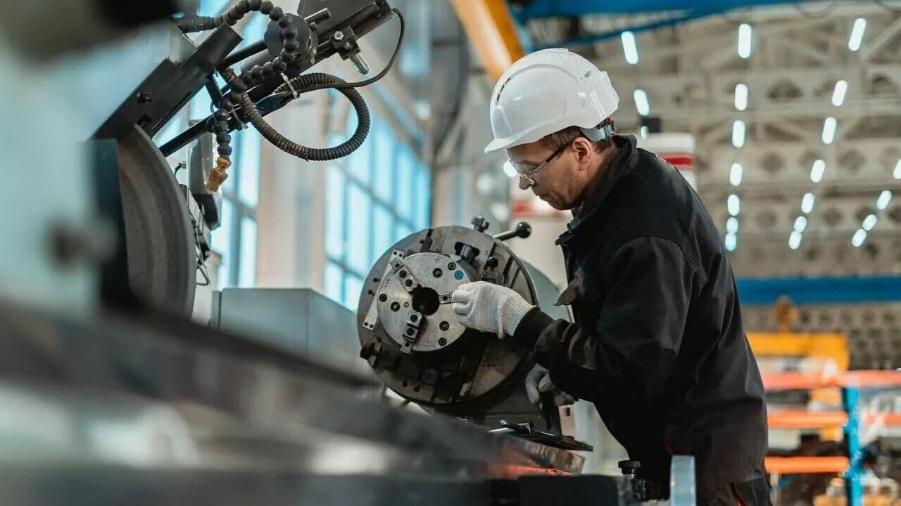 Когда работодатель вправе не платить зарплату: нормы Трудового кодекса Беларуси