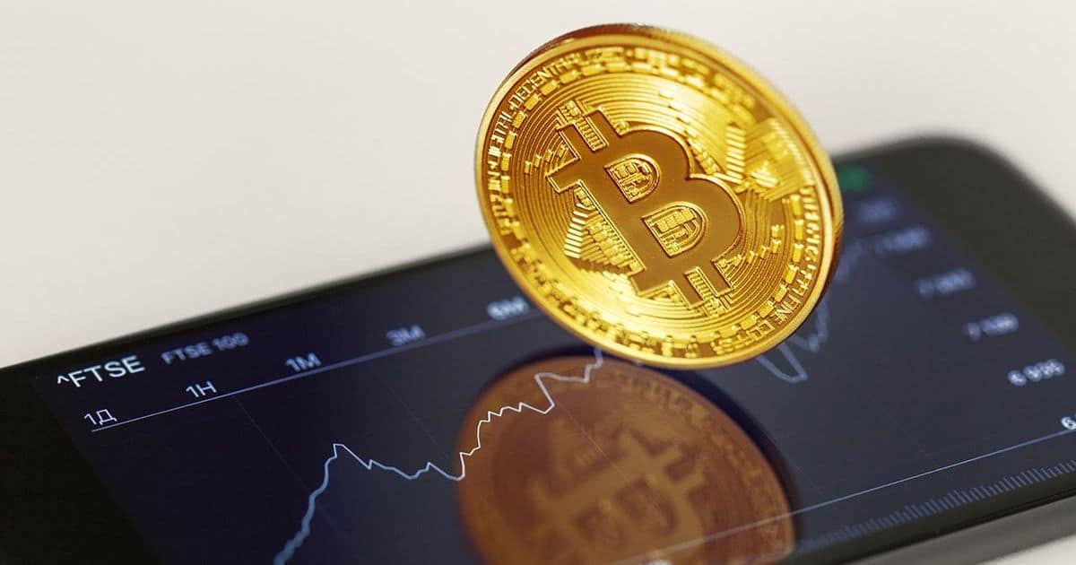 Криптовалюты просели на 2–5% за сутки: Bitcoin опустился ниже $80 000