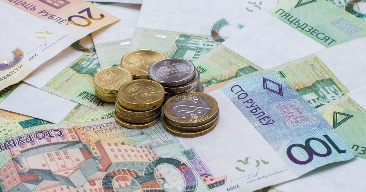 Ставки по рублёвым вкладам в Беларуси снова упали: что предлагают банки в мае 2026