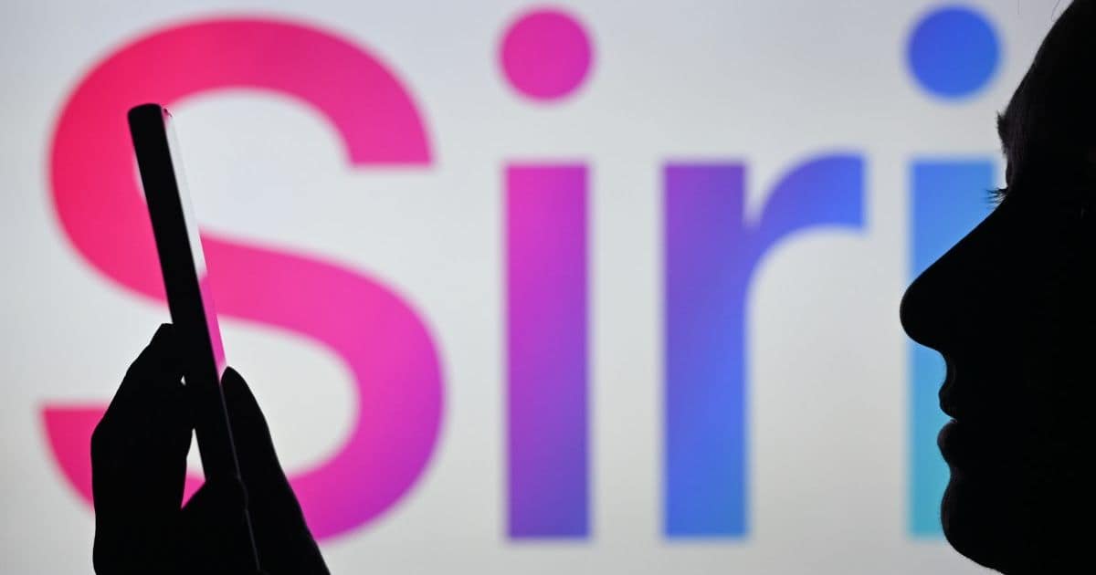 Apple переделывает Siri с упором на приватность и автоудалением чатов
