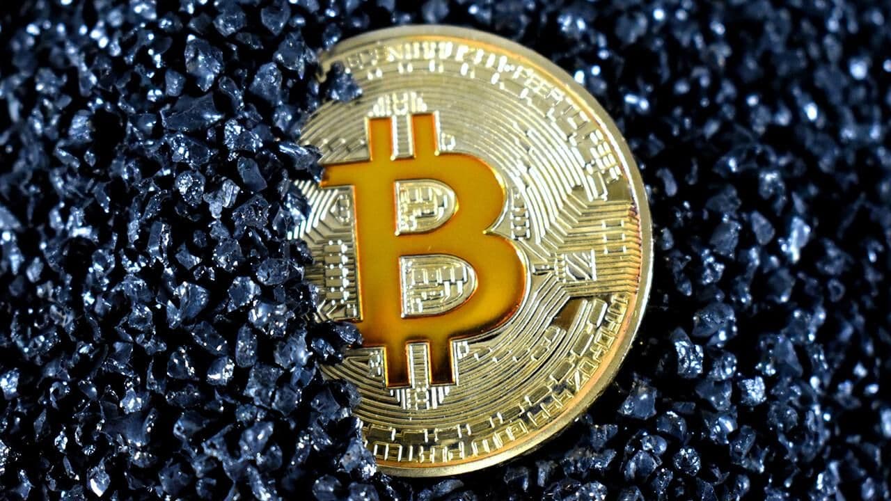 Крипторынок 18 мая: биткоин потерял более $2000 за сессию