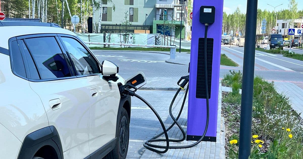 Беспошлинный ввоз электромобилей в Беларусь: осталось менее 11 тысяч квотных мест