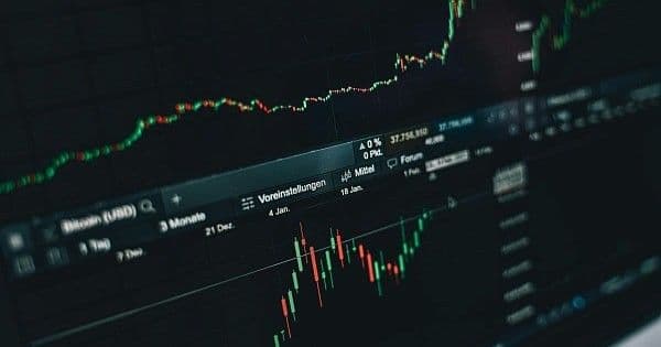Грузия запускает стейблкоин GELT с привязкой к лари при участии Tether
