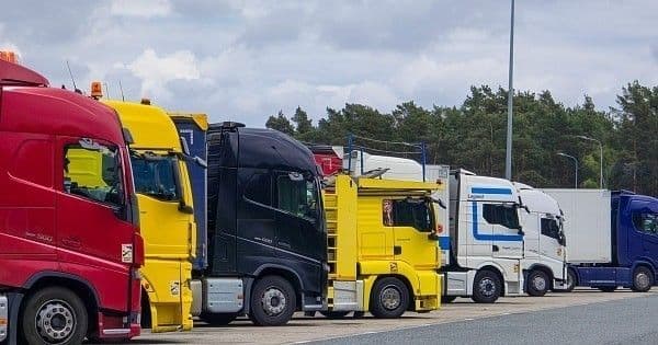 Казахстанский транзит под угрозой: белорусский бизнес ищет обходные пути из Китая