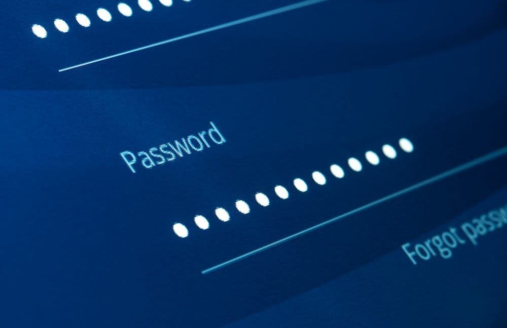 Dashlane раскрыла детали атаки: злоумышленники скачали менее 20 зашифрованных хранилищ паролей