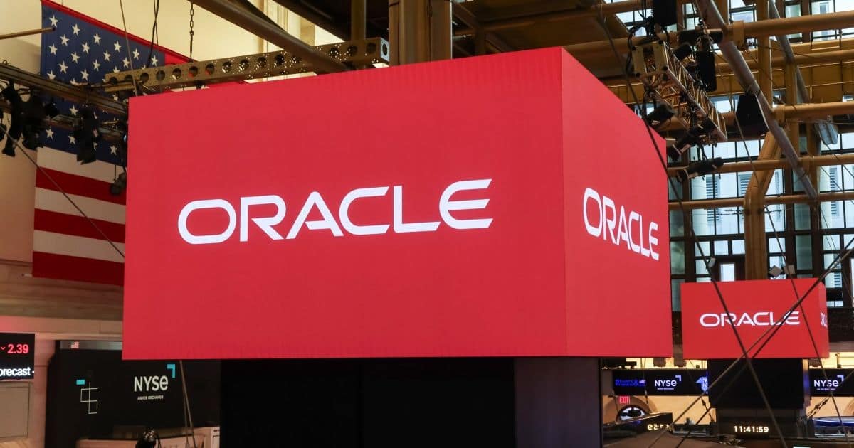 Oracle не успела закрыть дыру в PeopleSoft — хакеры взломали 100+ компаний