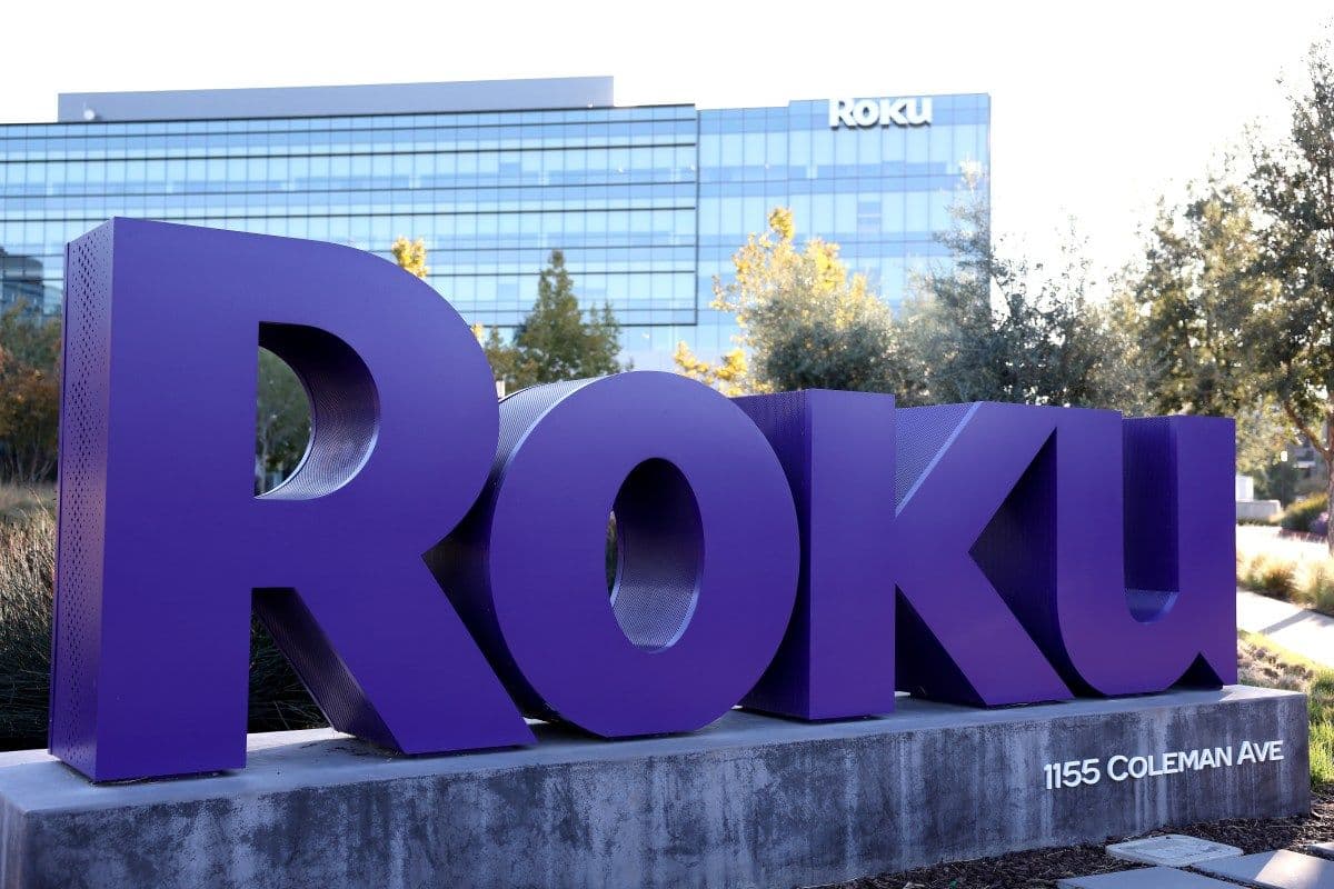 Fox покупает Roku за $22 млрд: крупнейшая медиасделка последних лет