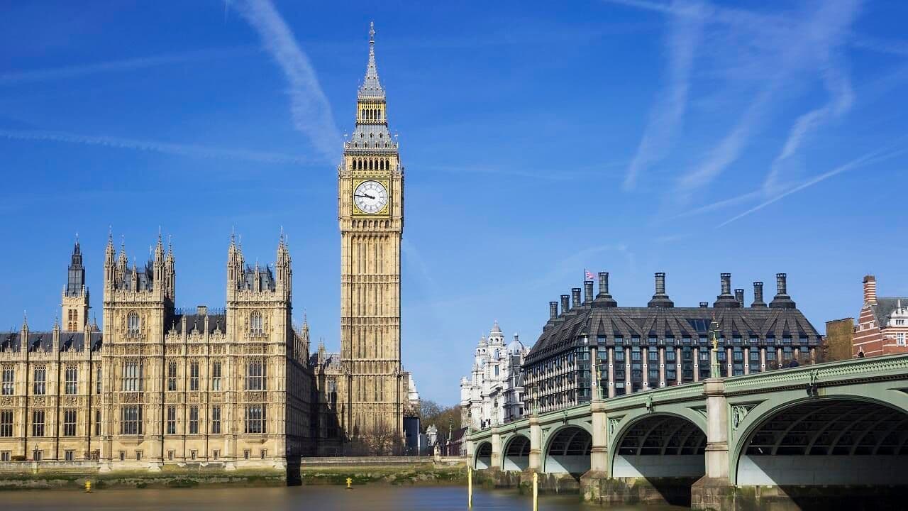 Десять лет после Brexit: британская экономика недосчиталась минимум 6% роста