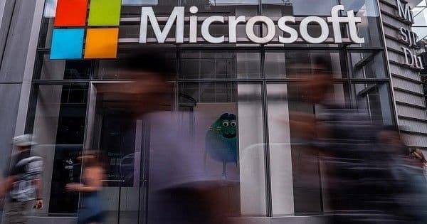 Акции Microsoft рухнули на 18% за июнь — худший результат за 25 лет