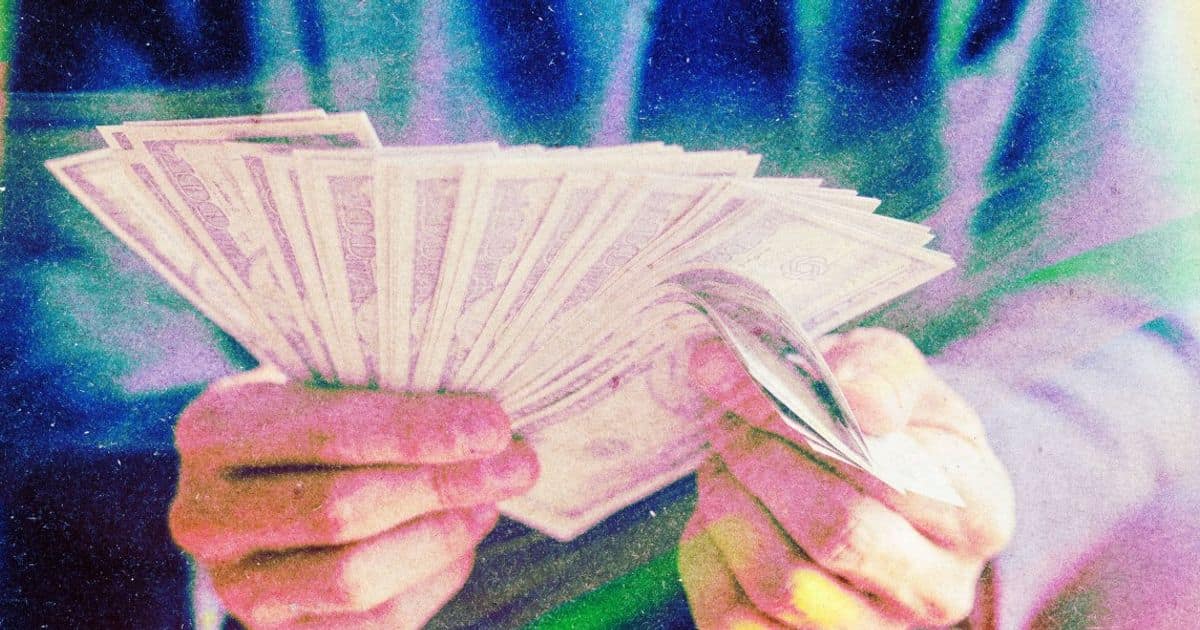 Каждой семье по $300 от OpenAI: что стоит за предложением Альтмана
