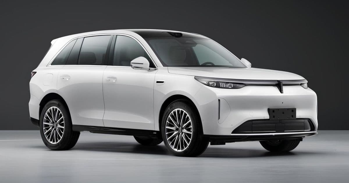 GWM Wey V8X: китайский автогигант выводит 724-сильный электрокроссовер в премиум-сегмент