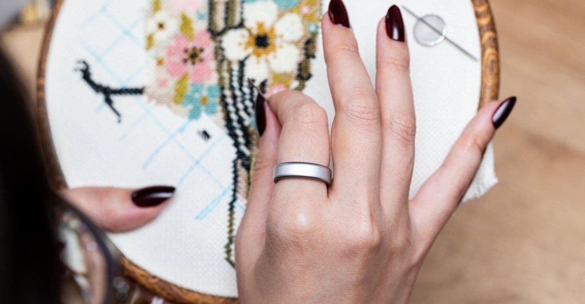 Oura Ring 5: меньше, легче, но не лучше — честный разбор нового смарт-кольца
