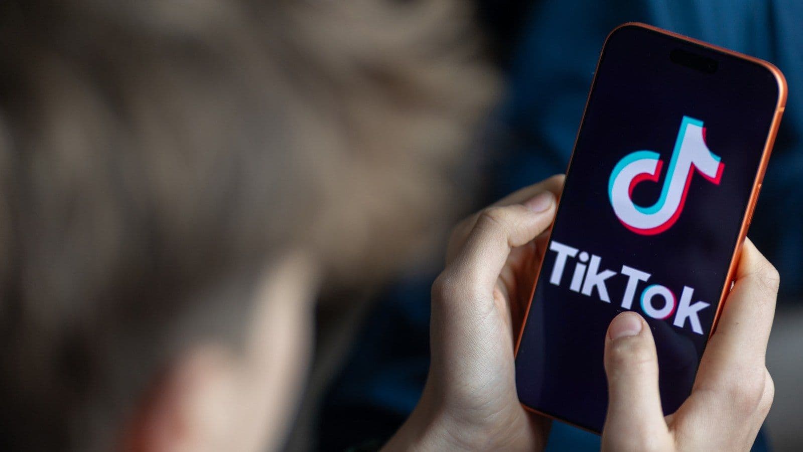 Еврокомиссия обвинила TikTok в недостаточной защите несовершеннолетних