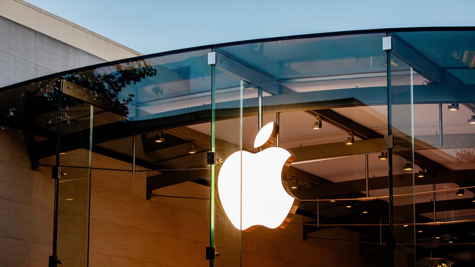 Apple откладывает умные очки из-за нерешённых вопросов приватности