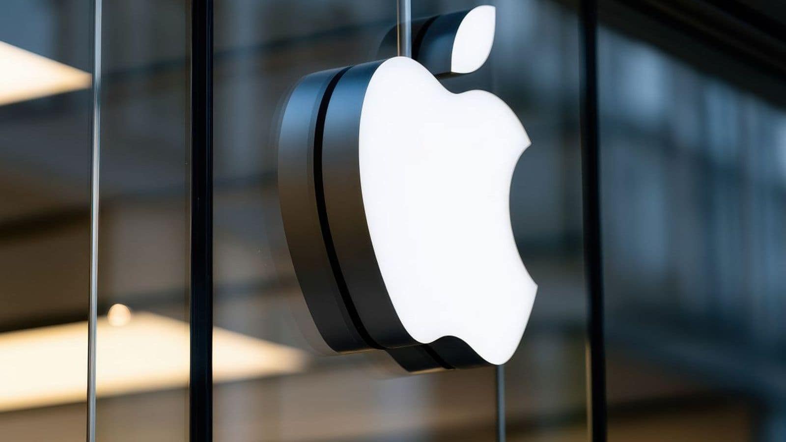 Apple отчиталась о рекорде в $109 млрд, но инвесторы хотят ответов про ИИ