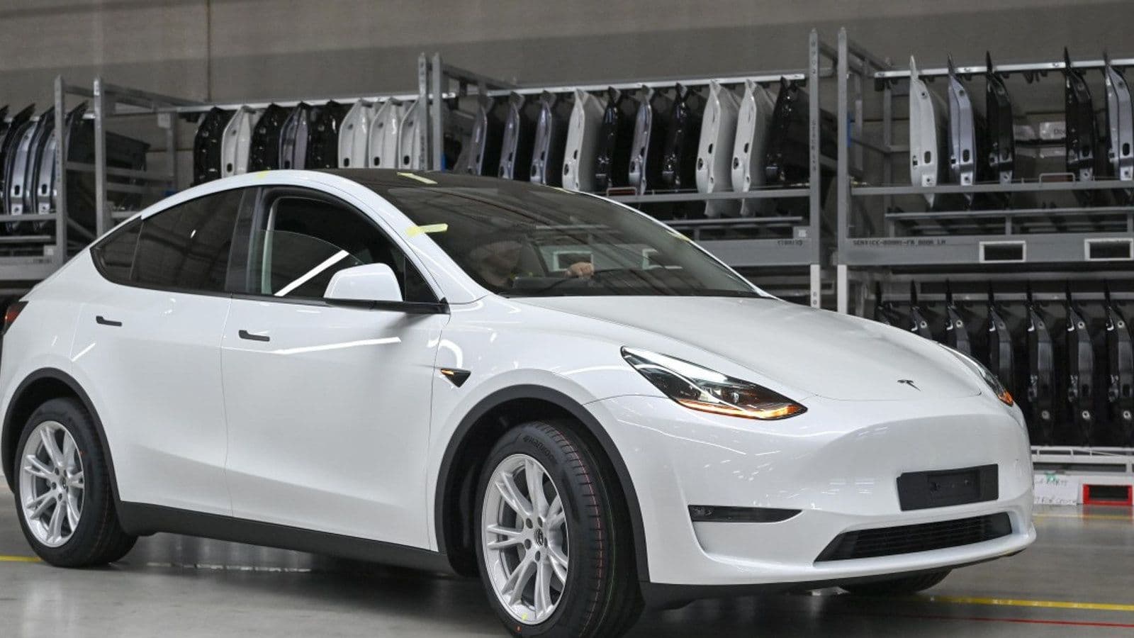 NHTSA проверяет 1,2 млн Tesla из-за возможного отказа подвески