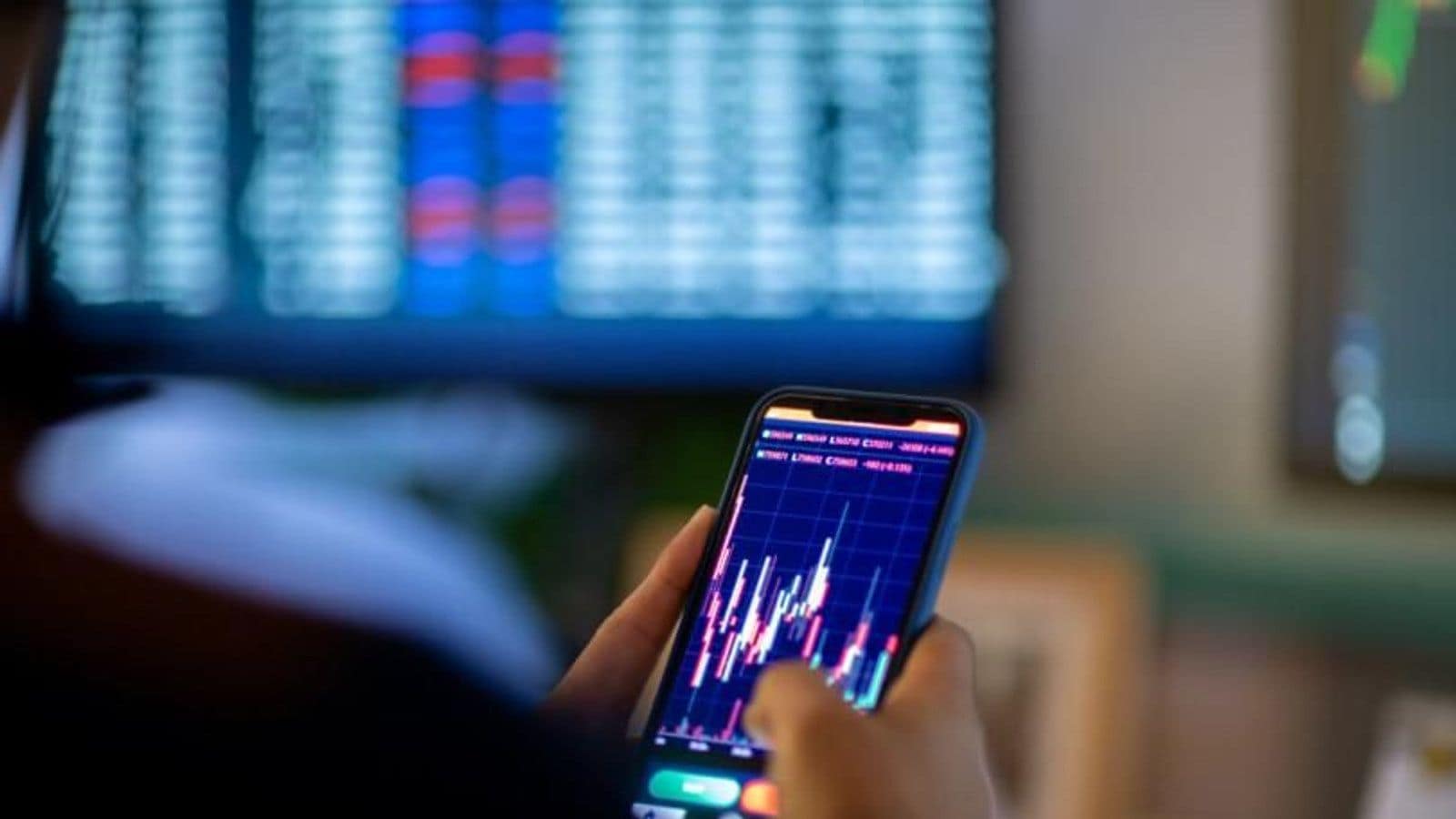 Аналитик Standard Chartered объявил о начале «крипто-весны» после разворота ключевых сигналов биткоина