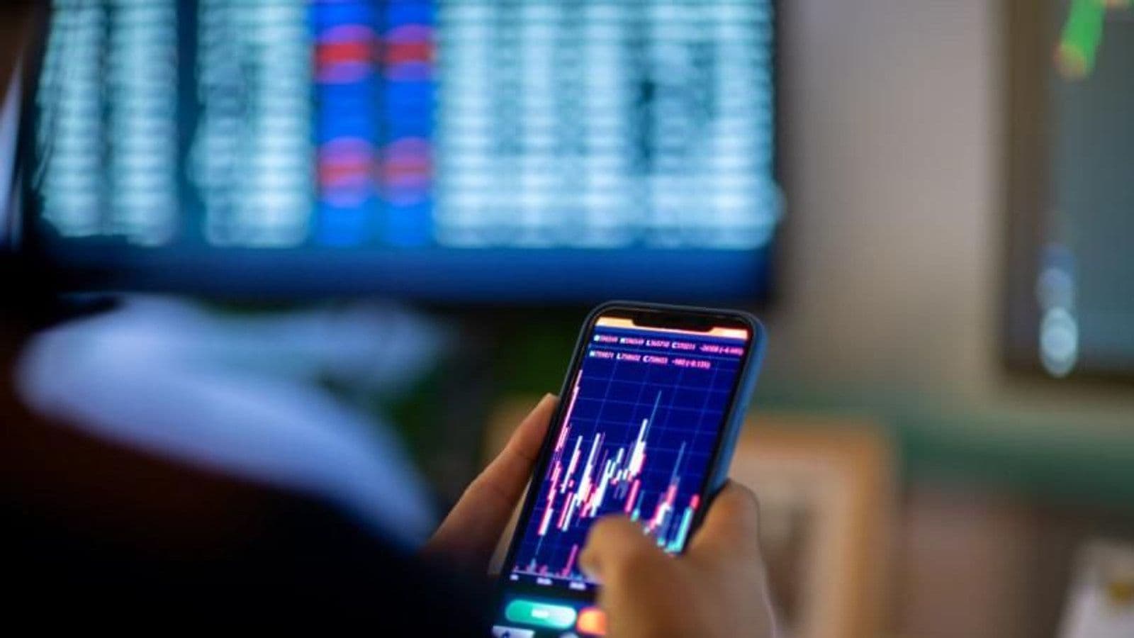 Аналитик Standard Chartered объявил о начале «крипто-весны» после разворота ключевых сигналов биткоина