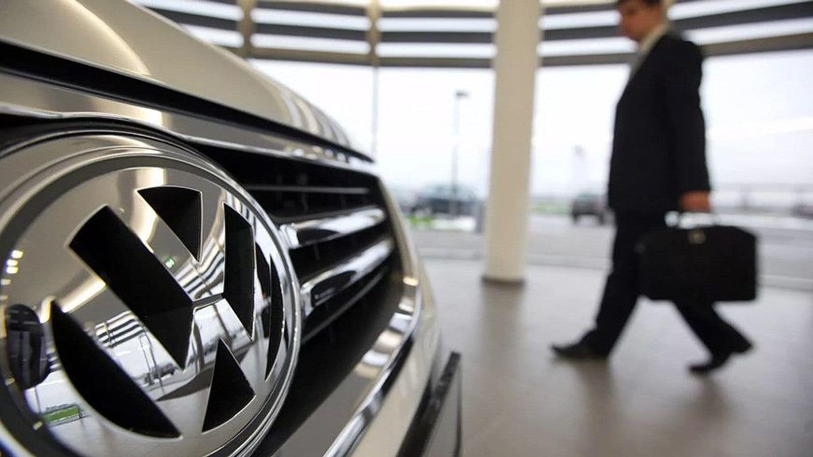 Volkswagen сокращает 50 000 сотрудников к 2030 году: реструктуризация идёт по графику