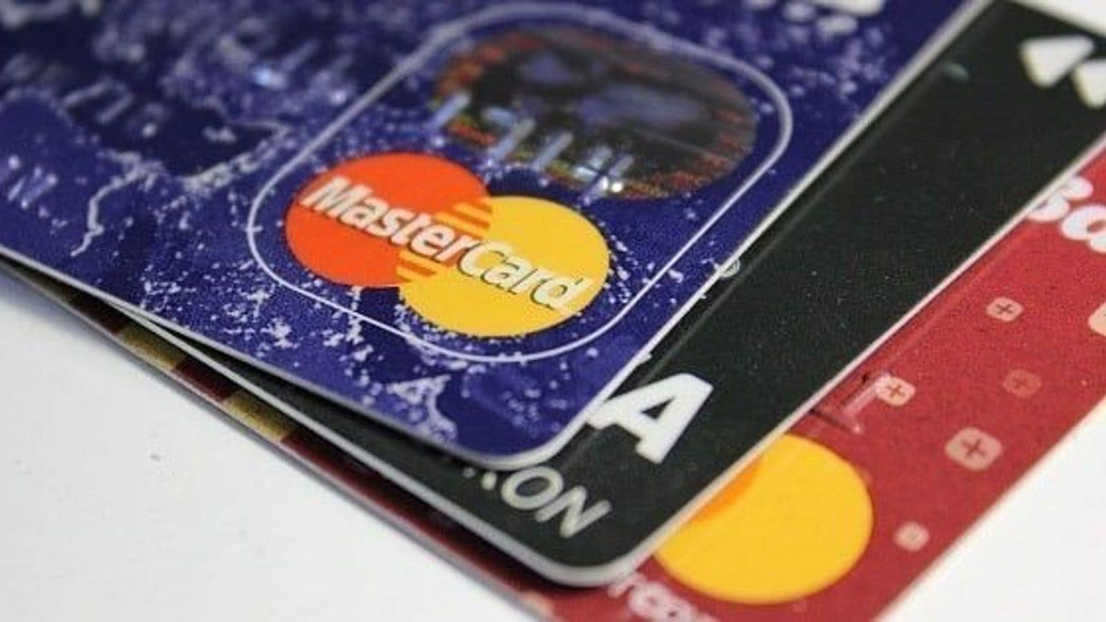 Белагропромбанк перевёл расчёты по Mastercard с евро на доллары