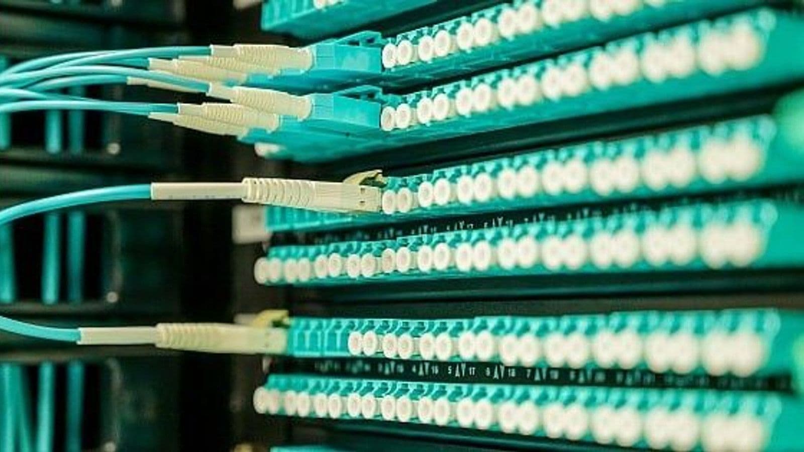 DDoS-атака обрушила интернет у тысяч абонентов «Космос ТВ» в Минске