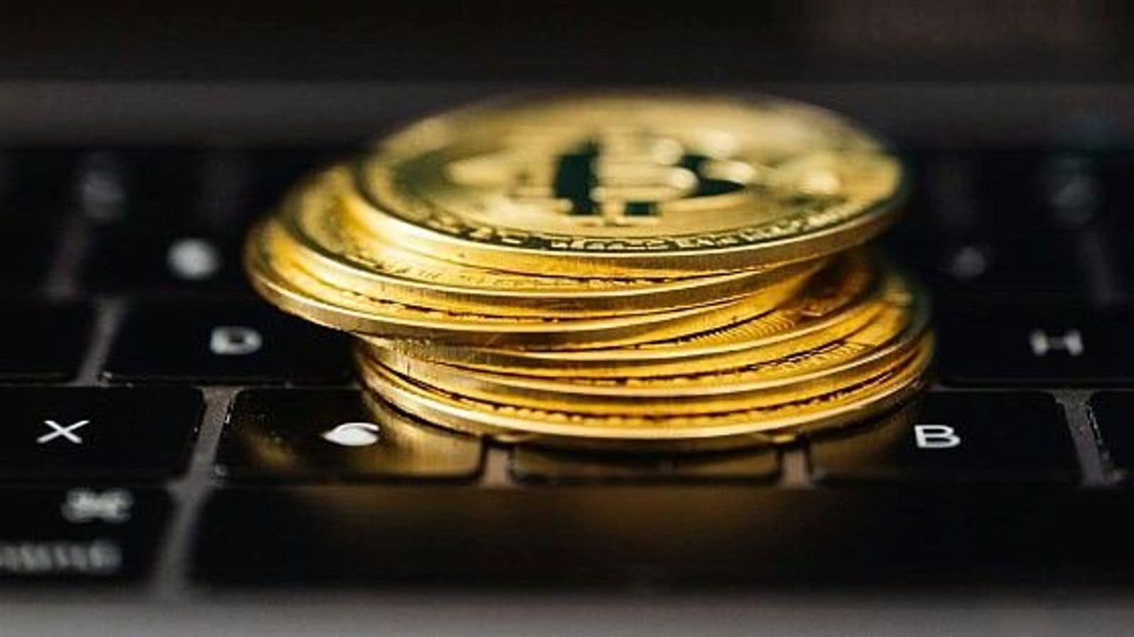 WhiteBird объяснила, почему AML-сервис Crystal пометил её кошельки как санкционные